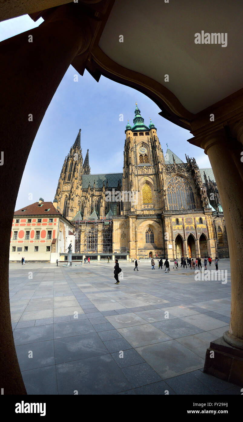 Prag, Tschechische Republik. St-Veits-Dom (seit 1997, die Kathedrale des Heiligen Vitus, Wenzel und Adalbert... Stockfoto