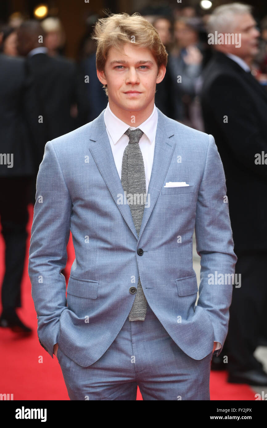 Die Empire Film Awards 2016 statt im Grosvenor House Hotel - Anreise mit: Joe Alwyn Where: London, Vereinigtes Königreich bei: 20. März 2016 Stockfoto