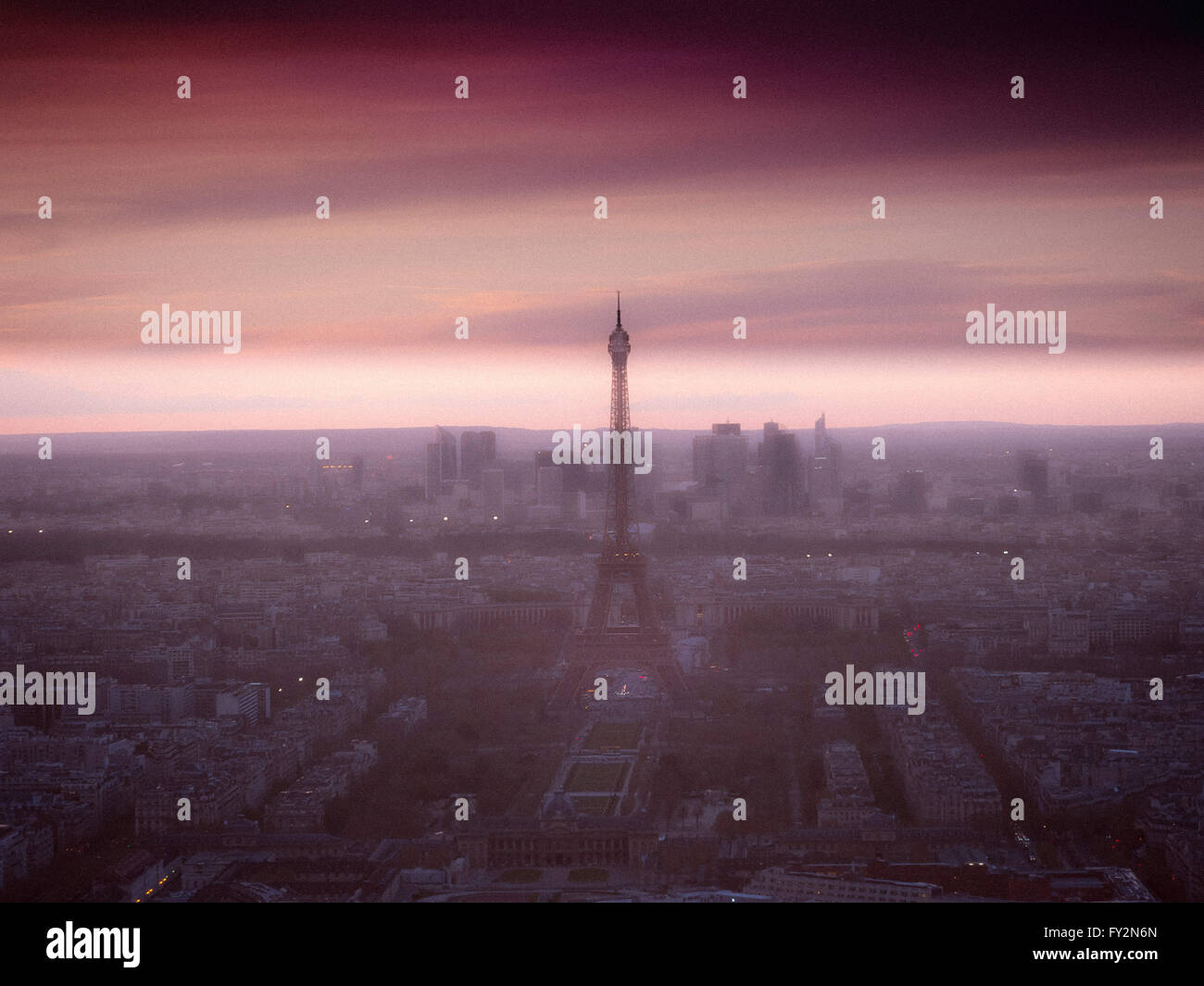 Dämmerung, Eiffelturm, Paris, Frankreich Stockfoto