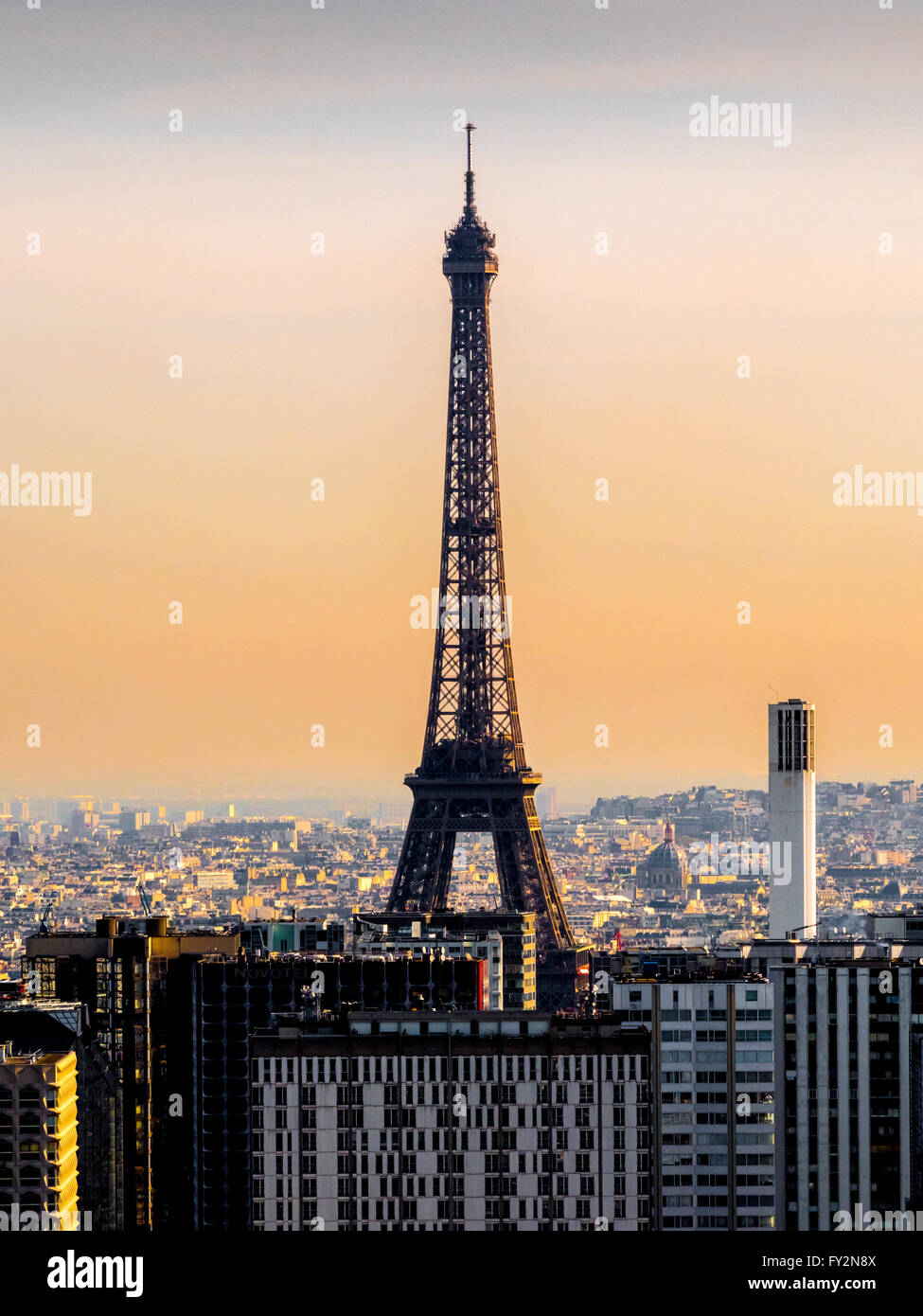 Eiffelturm, Paris, Frankreich, am frühen Morgen. Stockfoto