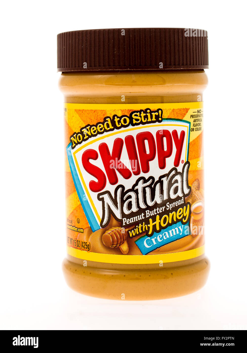 Winneconne, Wisconsin - 3. Mai 2015: Jar von Skippy natürliche Erdnussbutter mit Honig cremig stilgerecht. Stockfoto