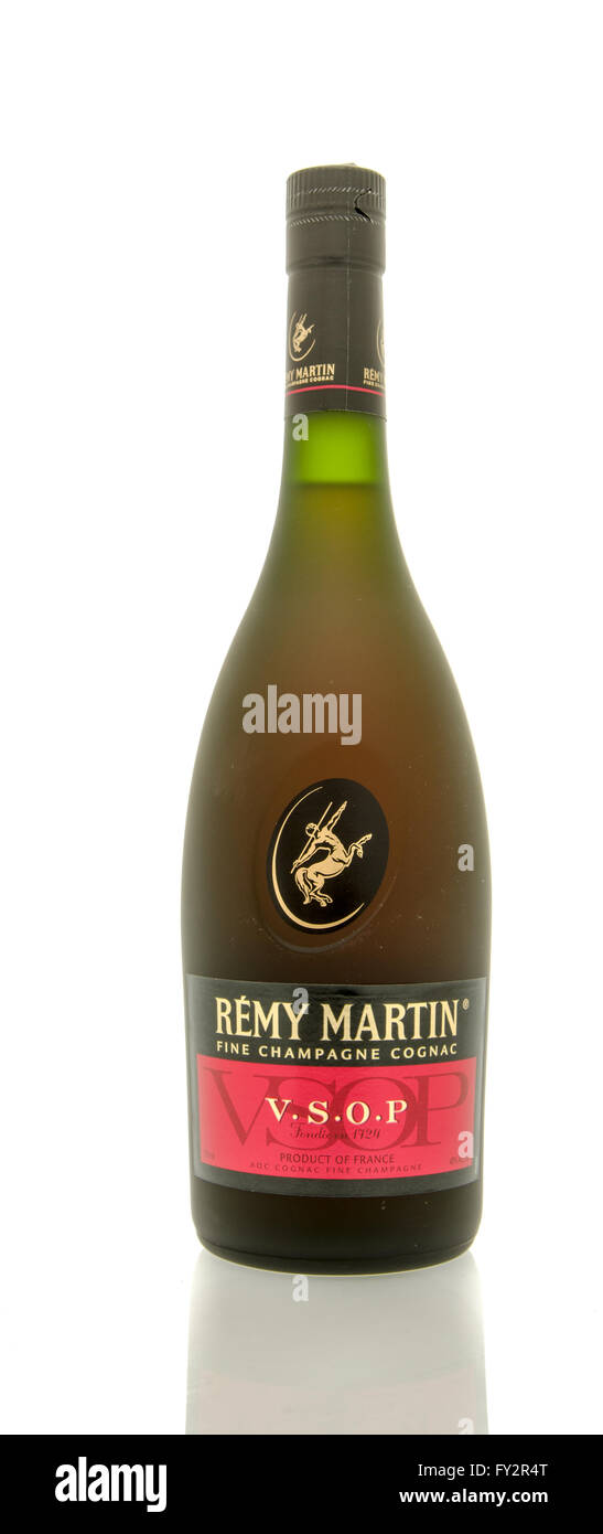 Winneconne, Wisconsin - 19. März 2016: eine Flasche Remy Martin fine Champagne Cognac VSOP Stockfoto