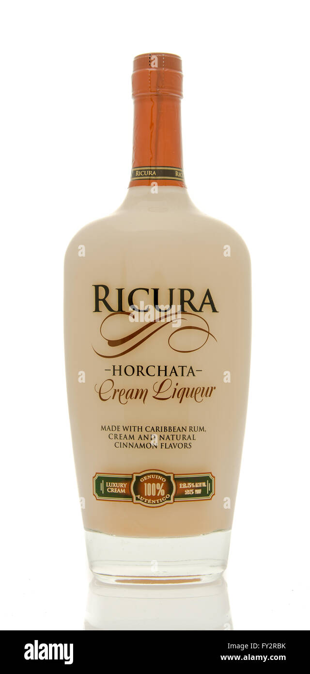 Winneconne, Wisconsin - 19. März 2016: eine Flasche Ricura Horchata Creme Likör Stockfoto