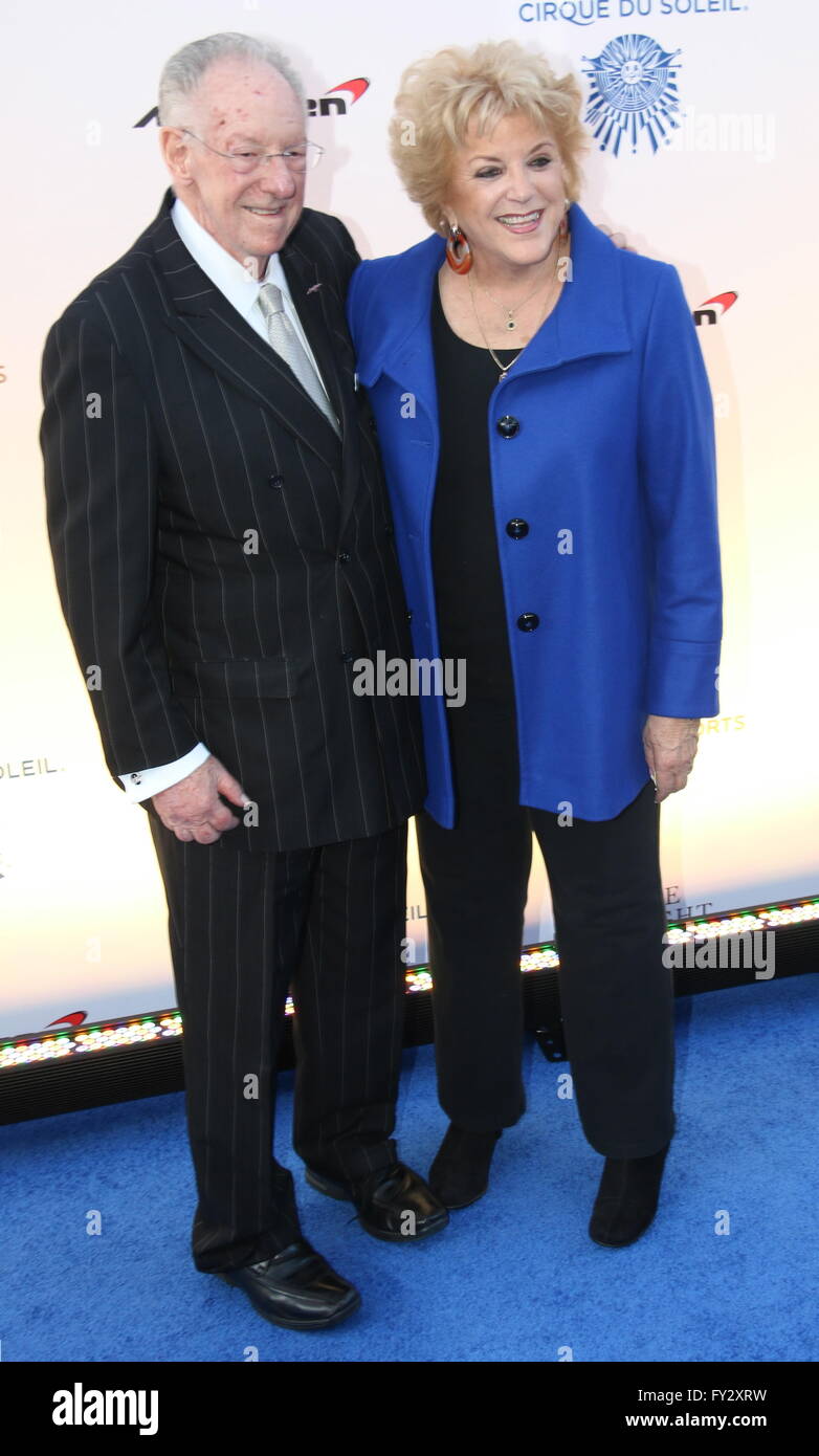 Prominente besuchen die vierte jährliche "Eine Nacht für One Drop" Featuring: Bürgermeister Carolyn Goodman, Oscar Goodman wo: Las Vegas, Nevada, USA bei: 18. März 2016 Stockfoto