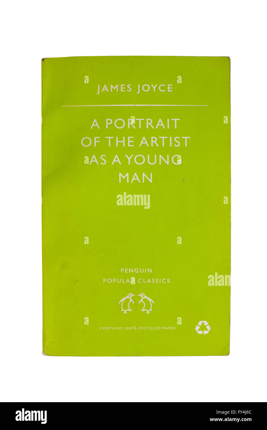 Die Titelseite der ein Porträt des Künstlers als junger Mann von James Joyce fotografiert vor einem weißen Hintergrund. Stockfoto