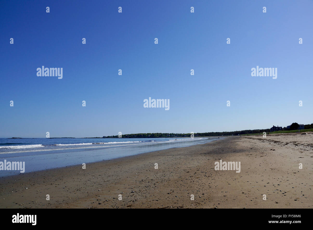 Wellen schwappen über Scarborough Beach in maine Stockfoto