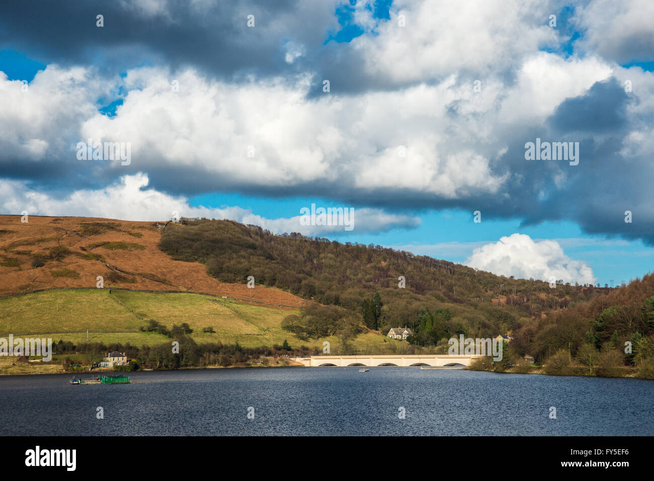 schwere Wolken über Derbyshire Ladybower Ray Boswell Stockfoto