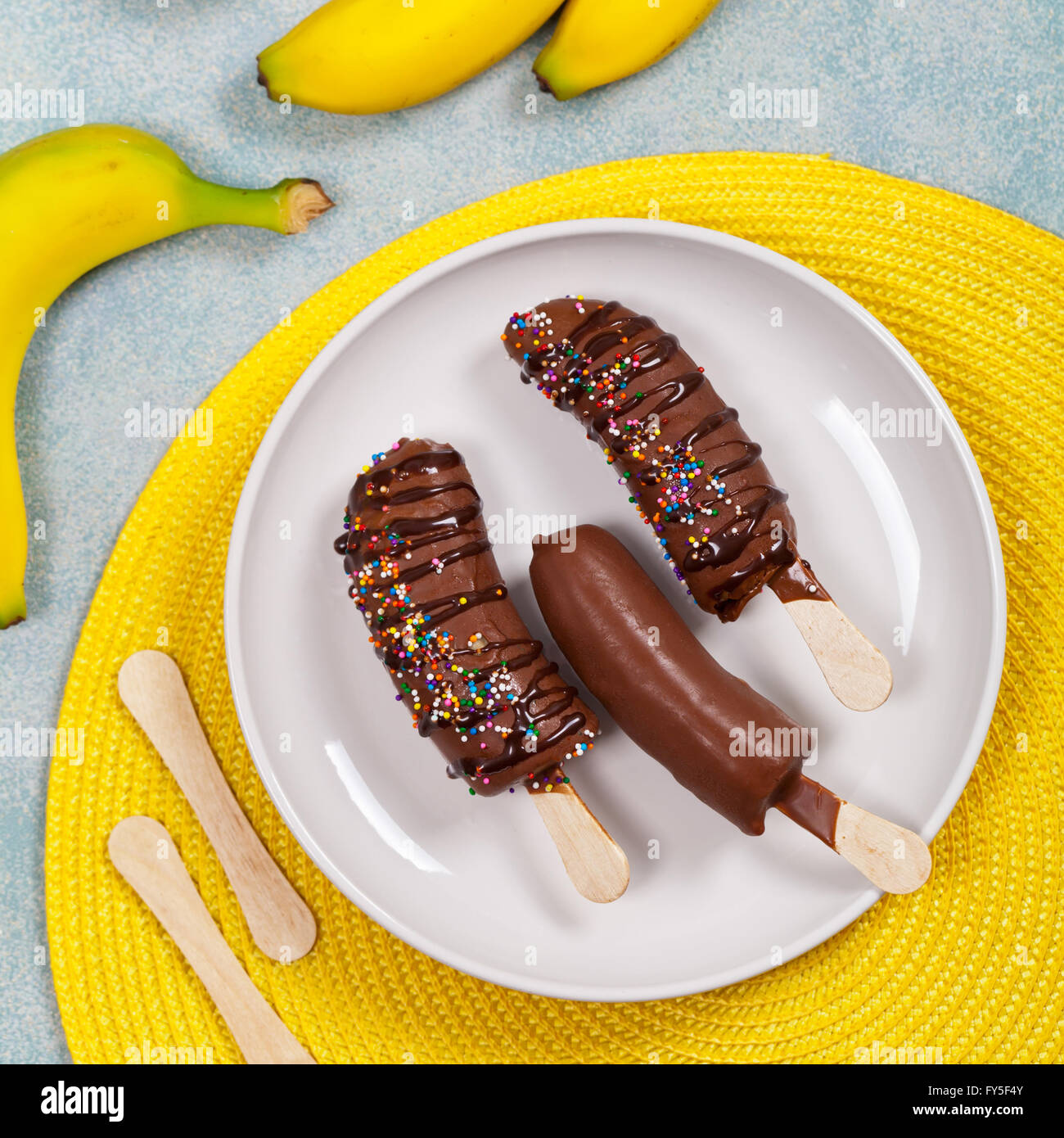 Schoko-Bananen-Pops Stockfoto