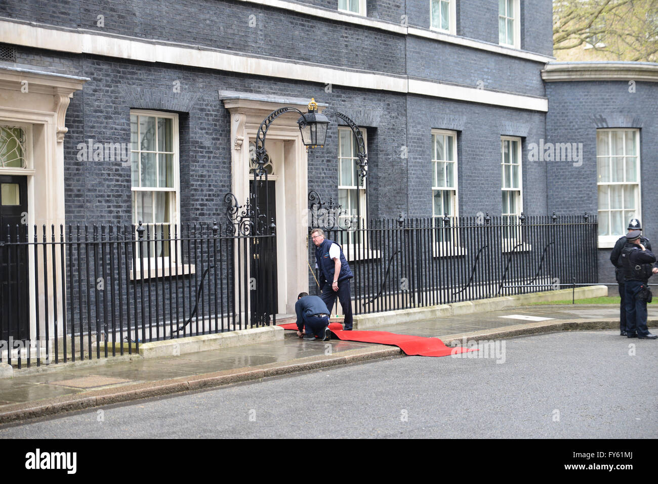 Downing Street, London, UK. 22. April 2016. Präsident Obama besucht Downing Street. Bildnachweis: Matthew Chattle/Alamy Live-Nachrichten Stockfoto