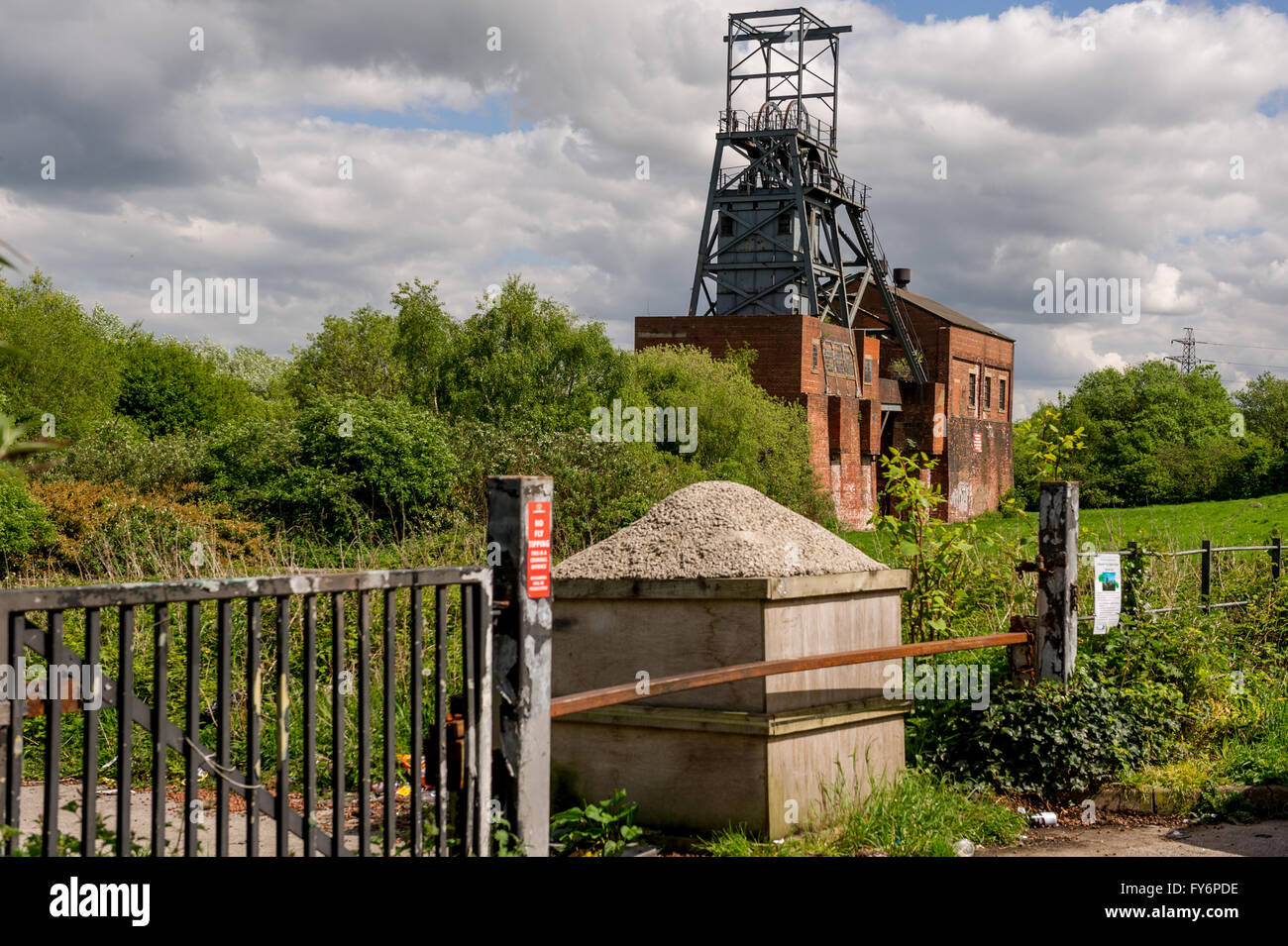 Barnsley Main Collier Grube Kopf plus gewundenen Gang South Yorkshire UK Stockfoto