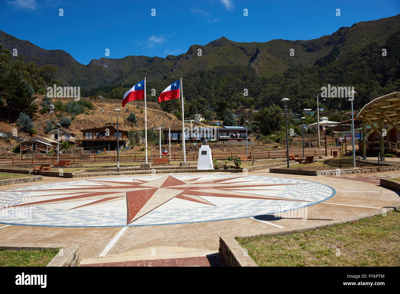 Stadtplatz in San Juan Bautista auf der Robinson Crusoe Insel, Teil von der Juan-Fernandez-Inseln etwa 400 Meilen vor der Küste von Chile. Stockfoto