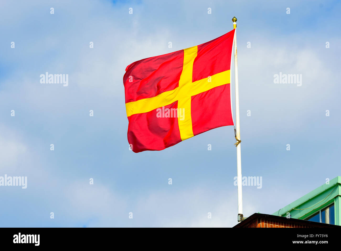 Die roten und gelben regionale Flagge von Scania oder Skane in Schweden. Stockfoto
