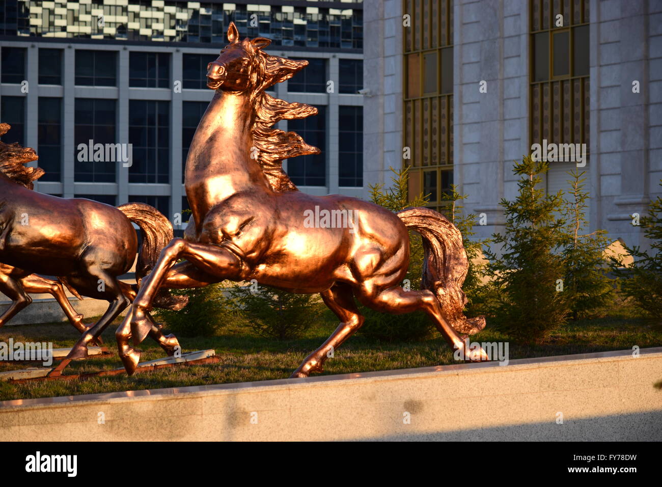 Bronzestatue eines Pferdes in Astana, Kasachstan Stockfoto