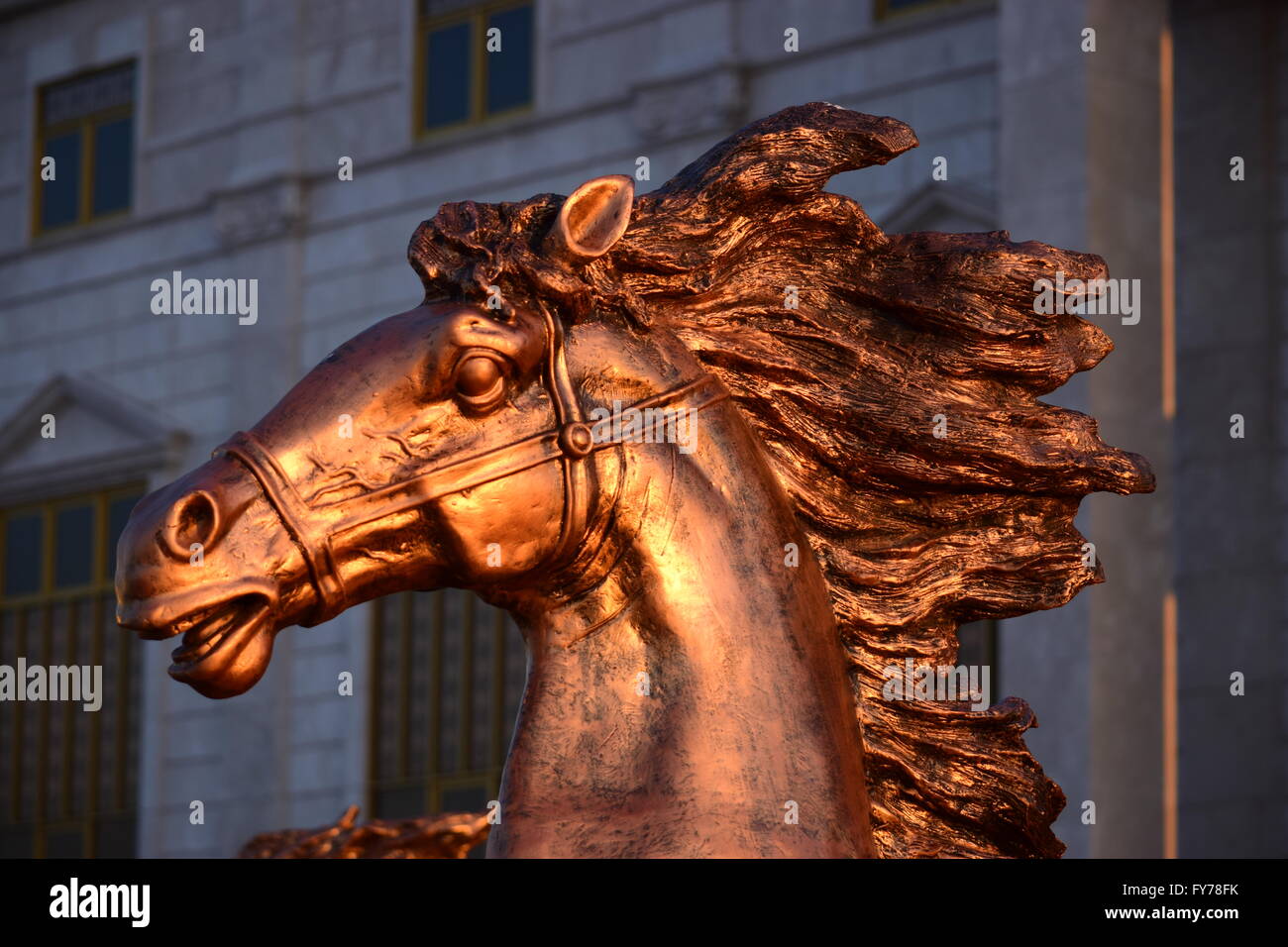 Bronzestatue eines Pferdes in Astana, Kasachstan Stockfoto