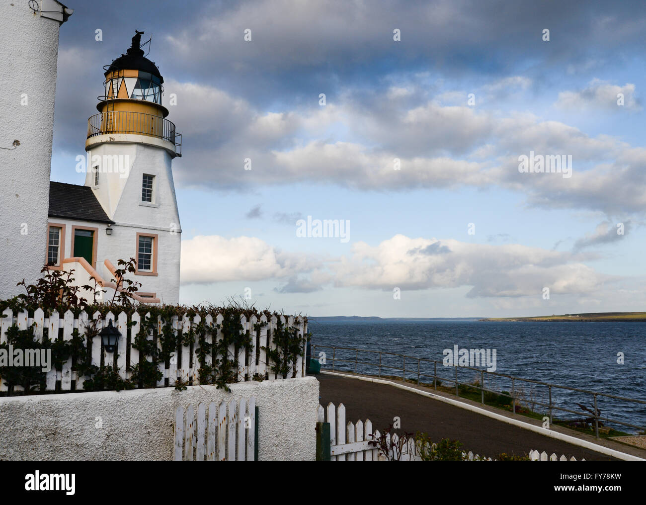 Holborn Head Leuchtturm, Scrabster auf den Pentland Firth. Stockfoto