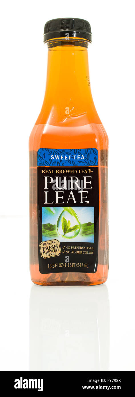 Winneconne, Wisconsin - 14. Januar 2016: süße Flasche von reinen Blatt-Tee. Stockfoto