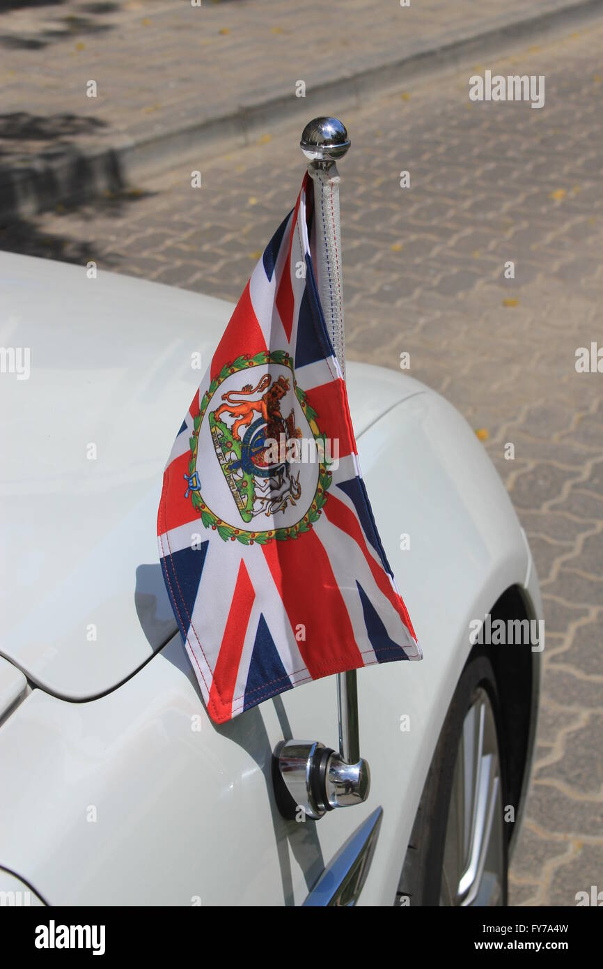 Britischer Botschafter Auto mit der Flagge der britischen Botschaft verwendet für diplomatische Vertretungen im Ausland Stockfoto