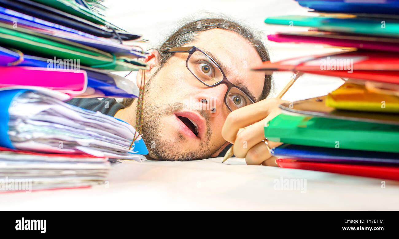 Erwerbstätigen Büro erschöpft Stockfoto