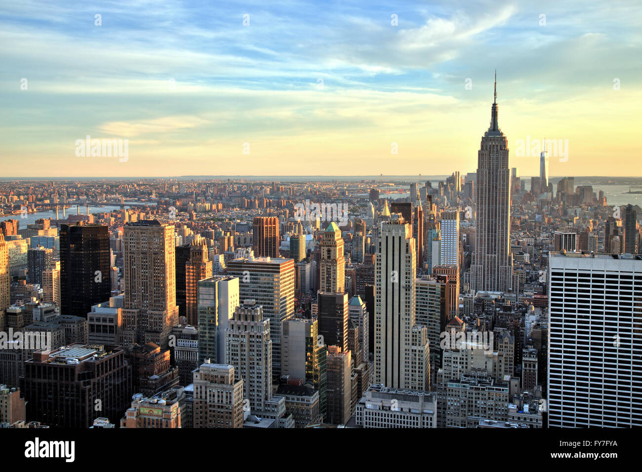New York City Midtown mit Empire State Building bei Sonnenuntergang Stockfoto