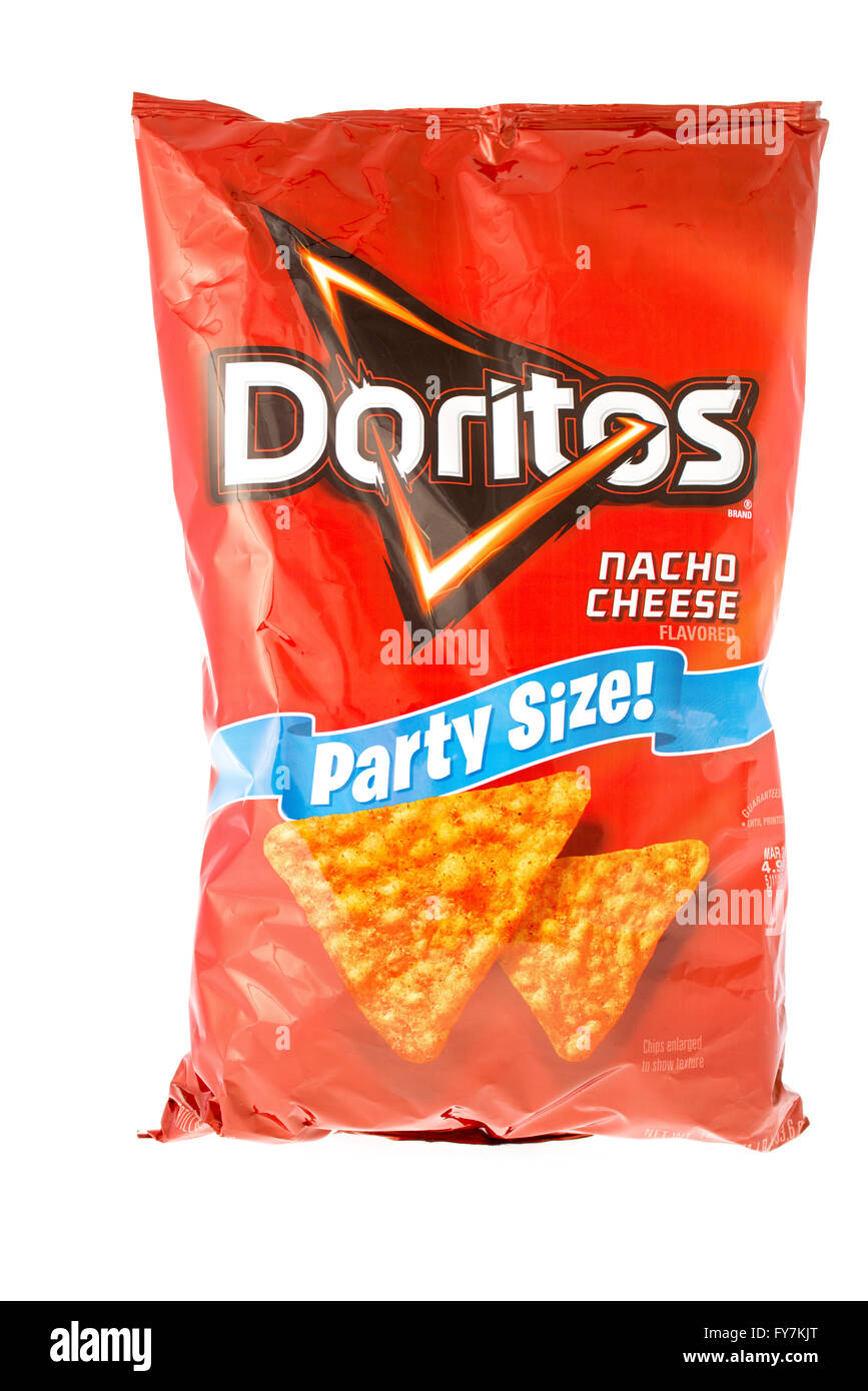 Winneconne, Wisconsin, 9. April 2015: Tasche von Doritos Chips, die im Besitz von Frito-Lay. Stockfoto