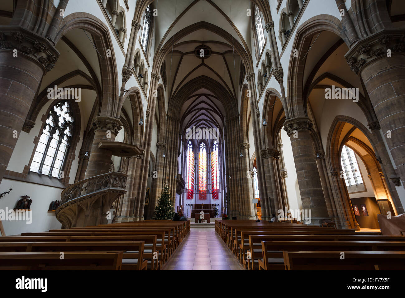 Innenraum der großen Kirche Saint Paul, befindet sich in der Quart Ludwigsvorstadt-Isarvorstadt, München Stockfoto