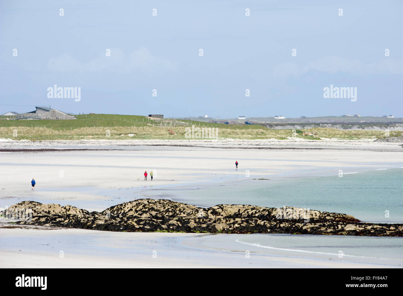 Tiree Inneren Hebriden, Menschen am Sandstrand in Soroby Bay, Insel Tiree, Inneren Hebriden, Schottland GB Stockfoto