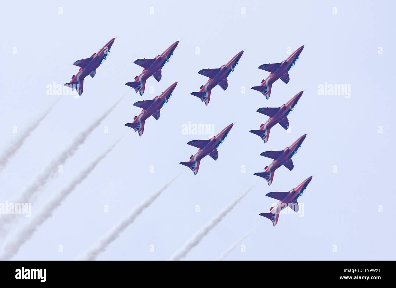 Royal Air Force Aerobatic Team Red Arrows während einer Anzeige Stockfoto