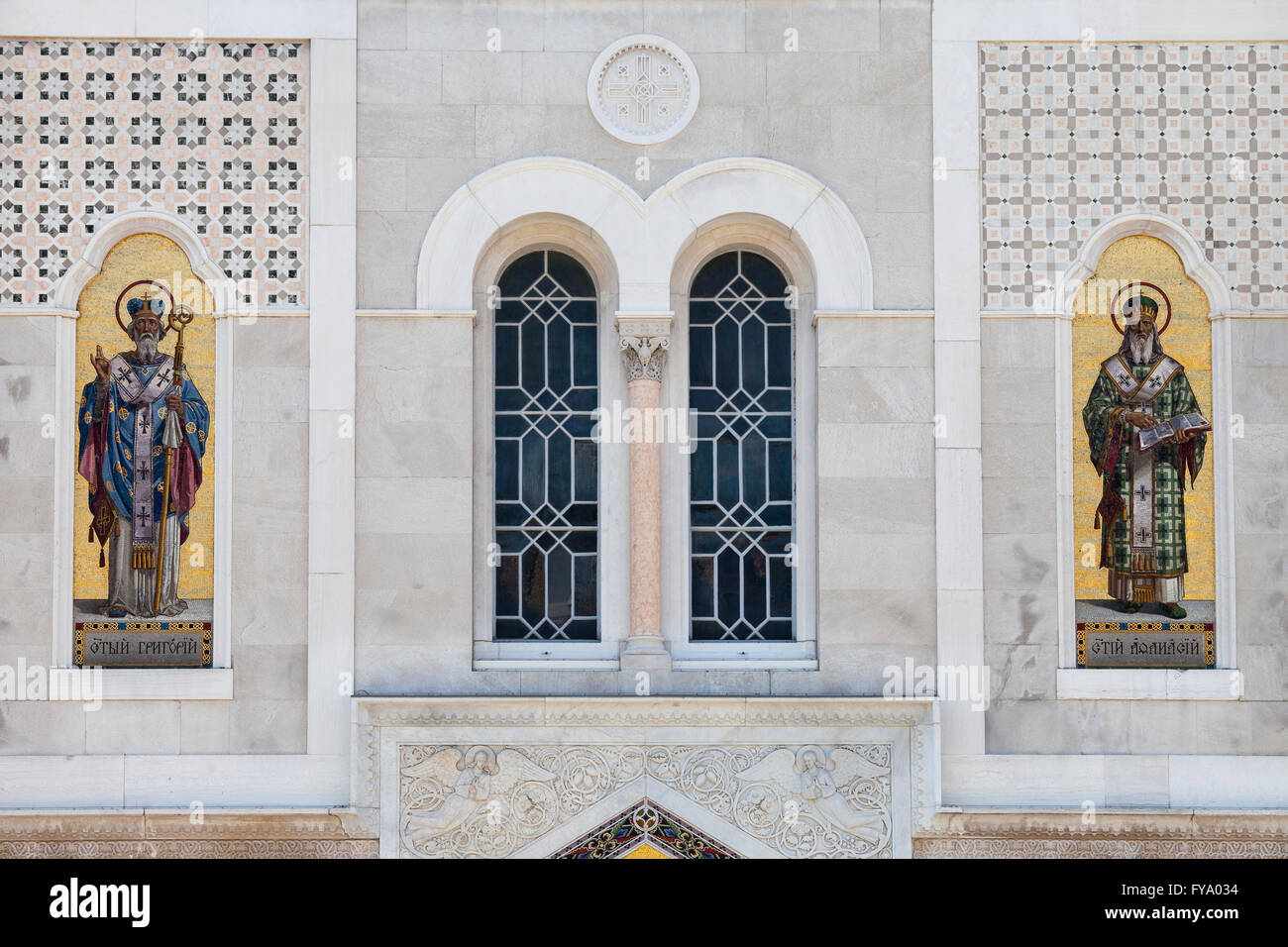 Mosaiken an der Fassade, serbisch-orthodoxe Kirche St. Spyridon Kirche, Piazza Sant Antonio, Triest, Friaul-Julisch Venetien, Italien Stockfoto