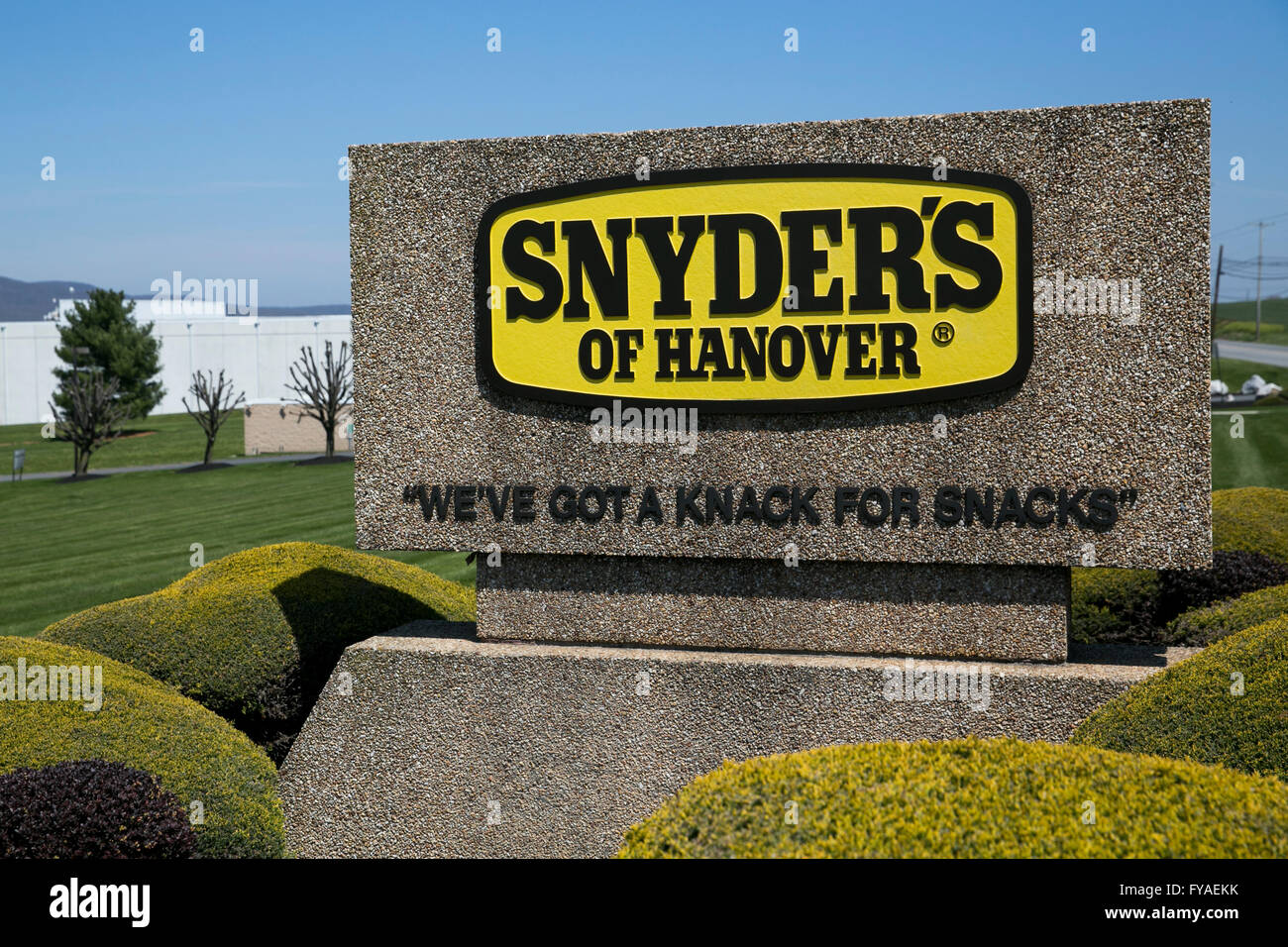 Ein Logo Zeichen außerhalb der Hauptsitz des Snyders Hannover in Hannover, Pennsylvania am 17. April 2016. Stockfoto
