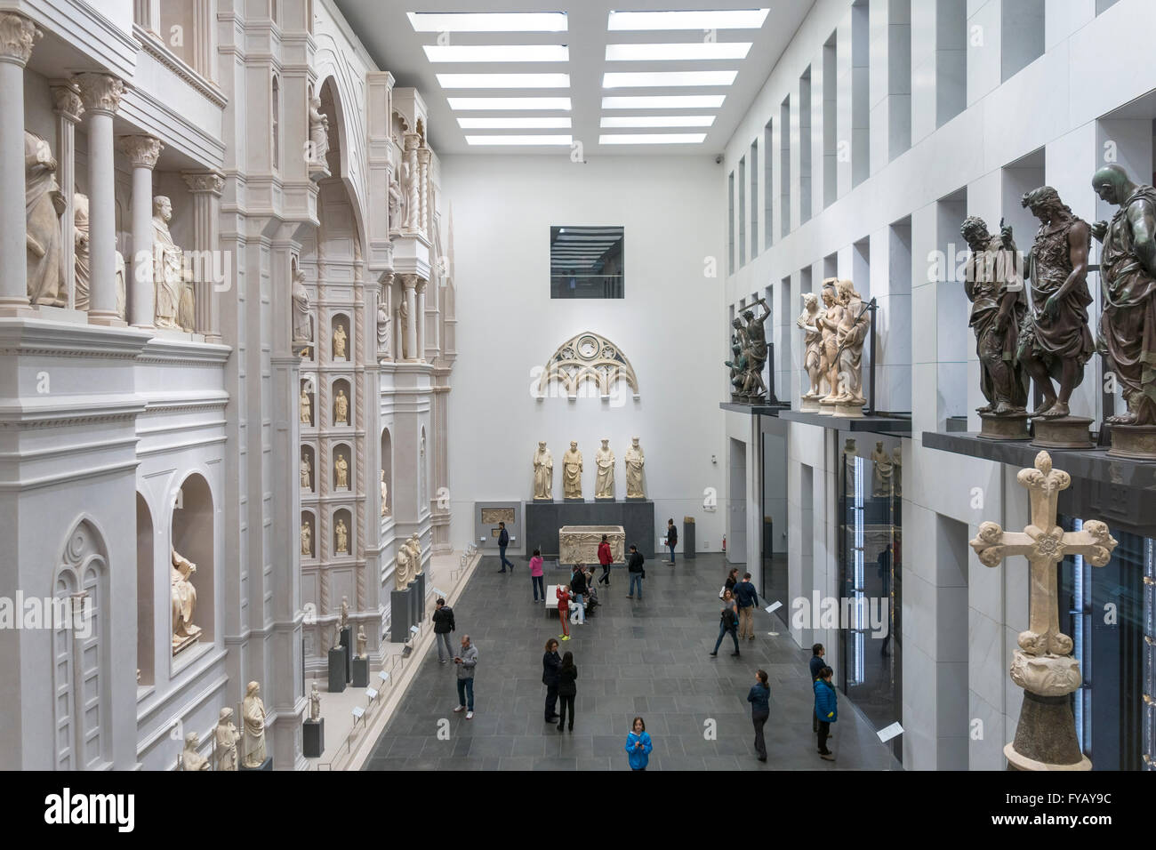 Museum von Florenz von den Werken der Kathedrale - Museo dell'Opera del Duomo. Haupthalle nach der Wiedereröffnung im Oktober 2015 Stockfoto