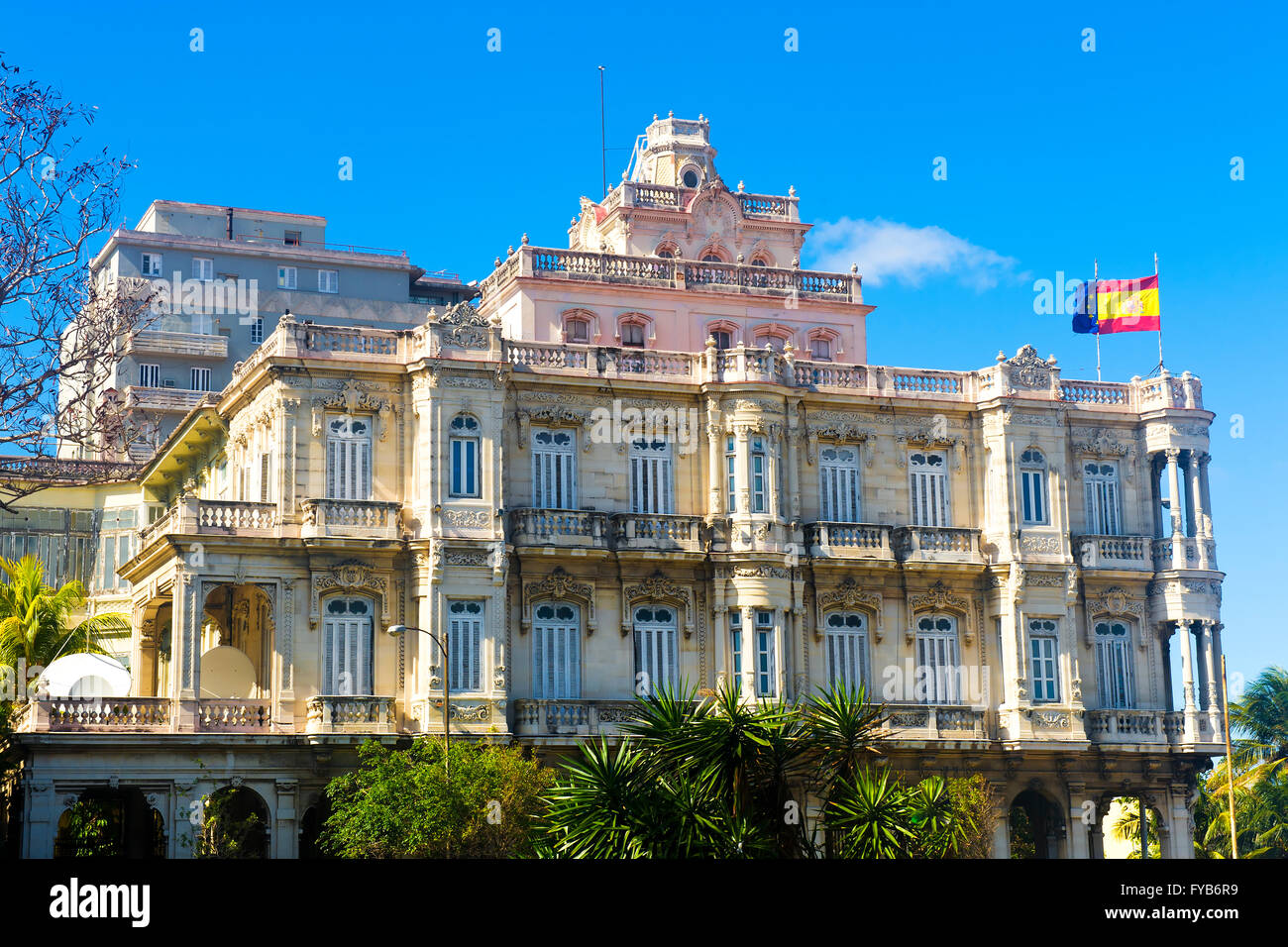 Spanische Botschaft und Kulturzentrum, alte Stadt Havanna, Kuba, UNESCO-Weltkulturerbe Stockfoto