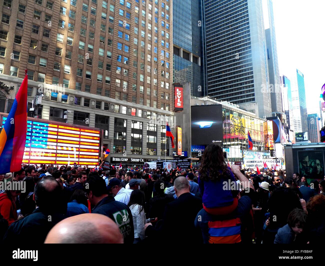 New York, N.Y. USA. 24. April, 2016.Time Quadratmeter Rallye an den armenischen Völkermord an 24. April 1915 zu erinnern. Bildnachweis: Mark Apollo/Alamy Live-Nachrichten Stockfoto