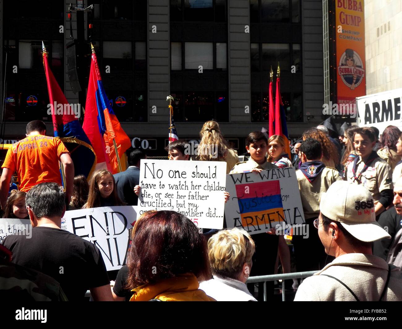 New York, N.Y. USA. 24. April, 2016.Time Quadratmeter Rallye an den armenischen Völkermord an 24. April 1915 zu erinnern. Bildnachweis: Mark Apollo/Alamy Live-Nachrichten Stockfoto
