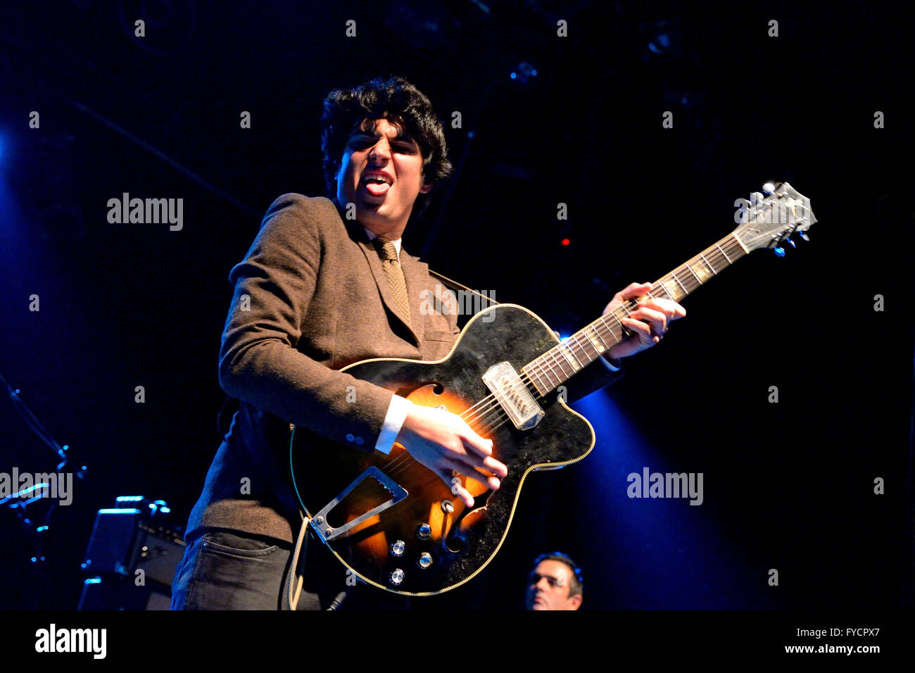 BARCELONA - JAN 9: The Limboos (Rhythm And Bluesband) führt auf Apolo Veranstaltungsort am 9. Januar 2015 in Barcelona, Spanien. Stockfoto