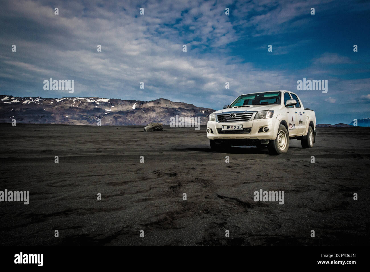 Toyota Hilux 4 Rad Antrieb in der Wüste Ódáðahraun, Island. Stockfoto