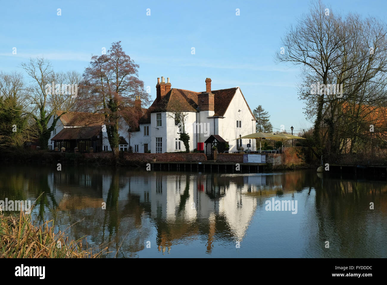 Das Pub am Flussufer, Bedford, Bedfordshire, England Stockfoto