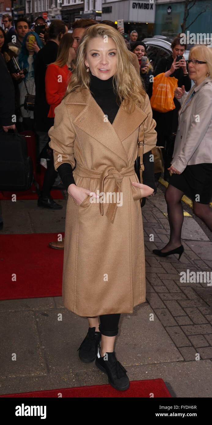 London, UK. 25. April 2016. Natalie Dormer besuchen Doktor Faustus – Gala-Premiere auf der Duke of York Theatre, St Martins Lane, London. Bildnachweis: Siehe Li/Alamy Live News Stockfoto