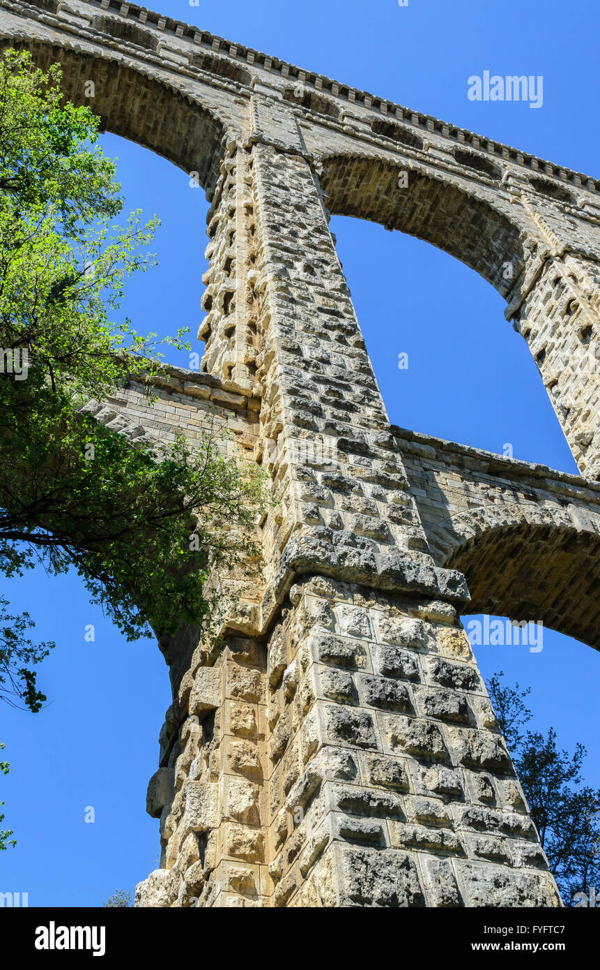 ROQUEFAVOR, AQUEDUC, BDR FRANKREICH 13 Stockfoto