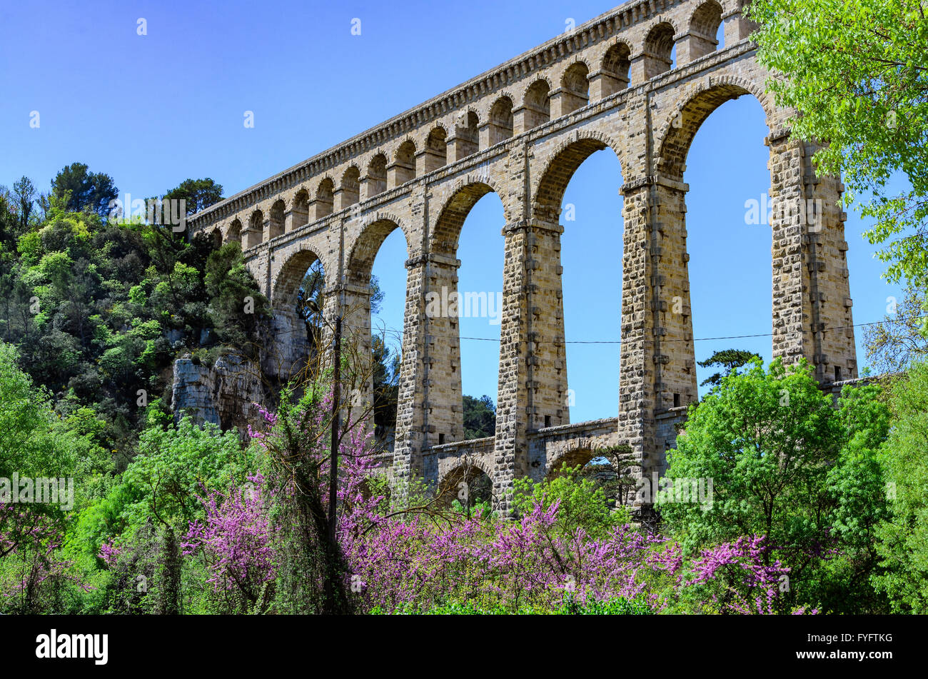 ROQUEFAVOR, AQUEDUC, BDR FRANKREICH 13 Stockfoto