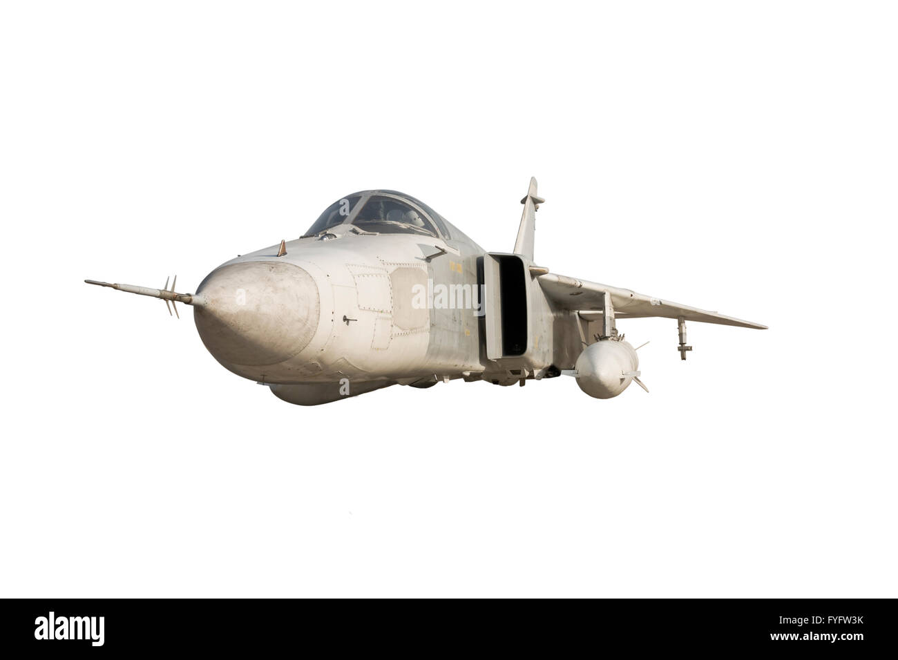 Militärischen Jet Bomber Su-24 Fencer fliegen einen weißen Hintergrund. Stockfoto