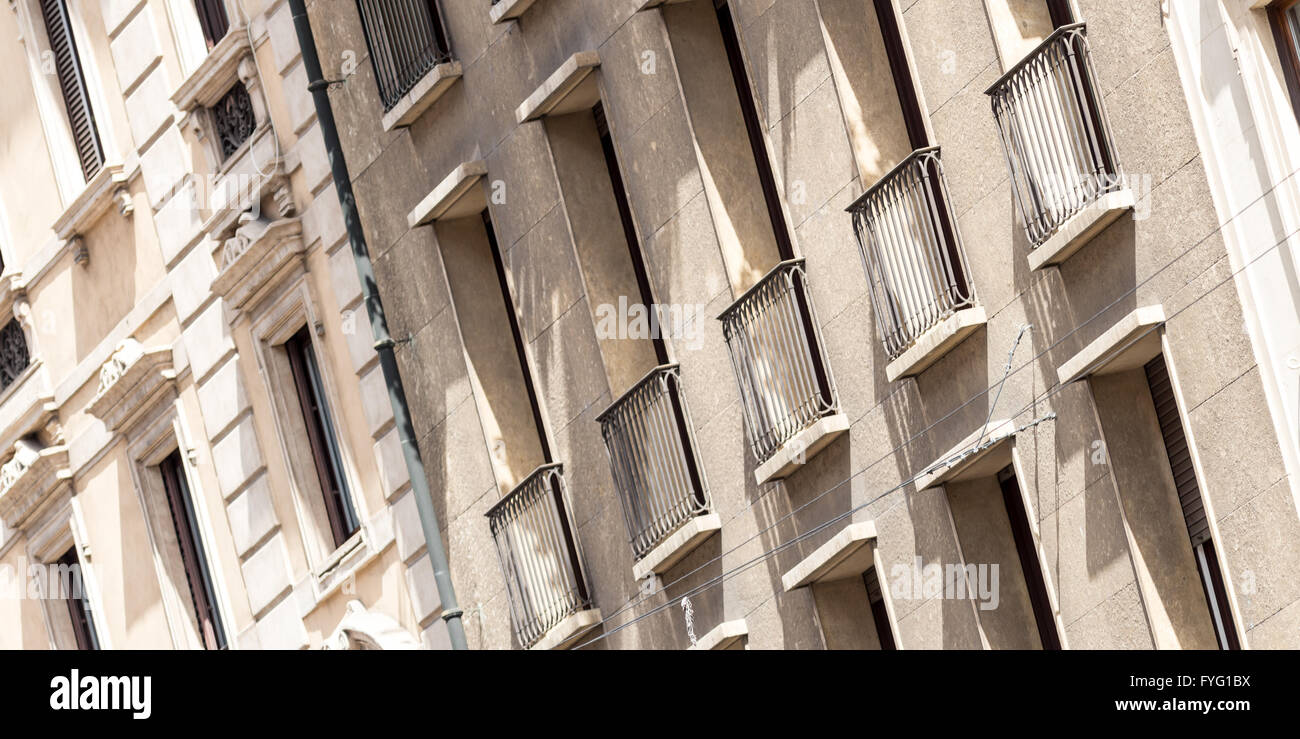 Klassische urban Gebäudefassaden, Foto in Italien Stockfoto