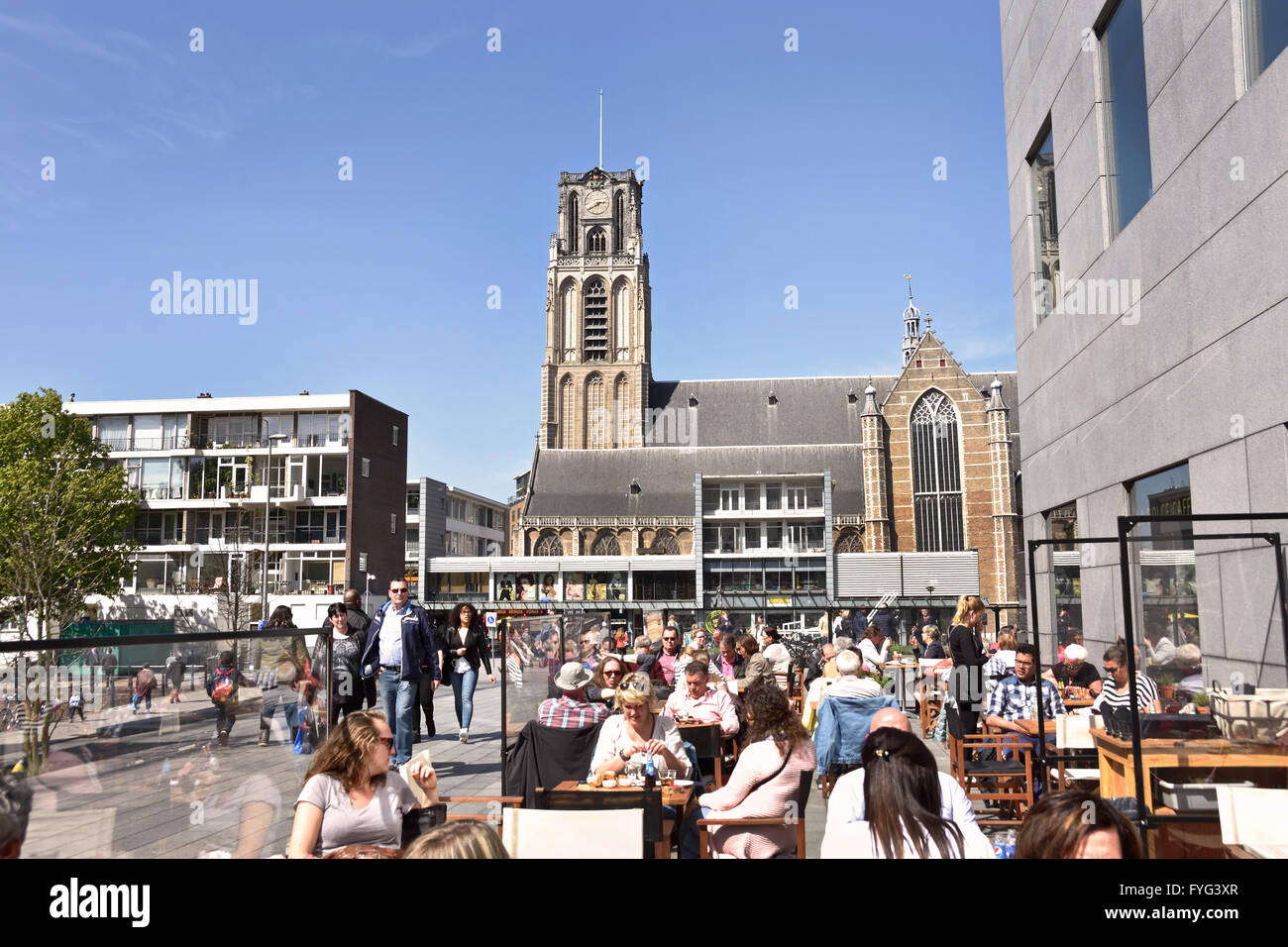 Rotterdamse Markthal (Rotterdam-Markthalle) bei quadratischen niederländischen Niederlande Blaak Stockfoto