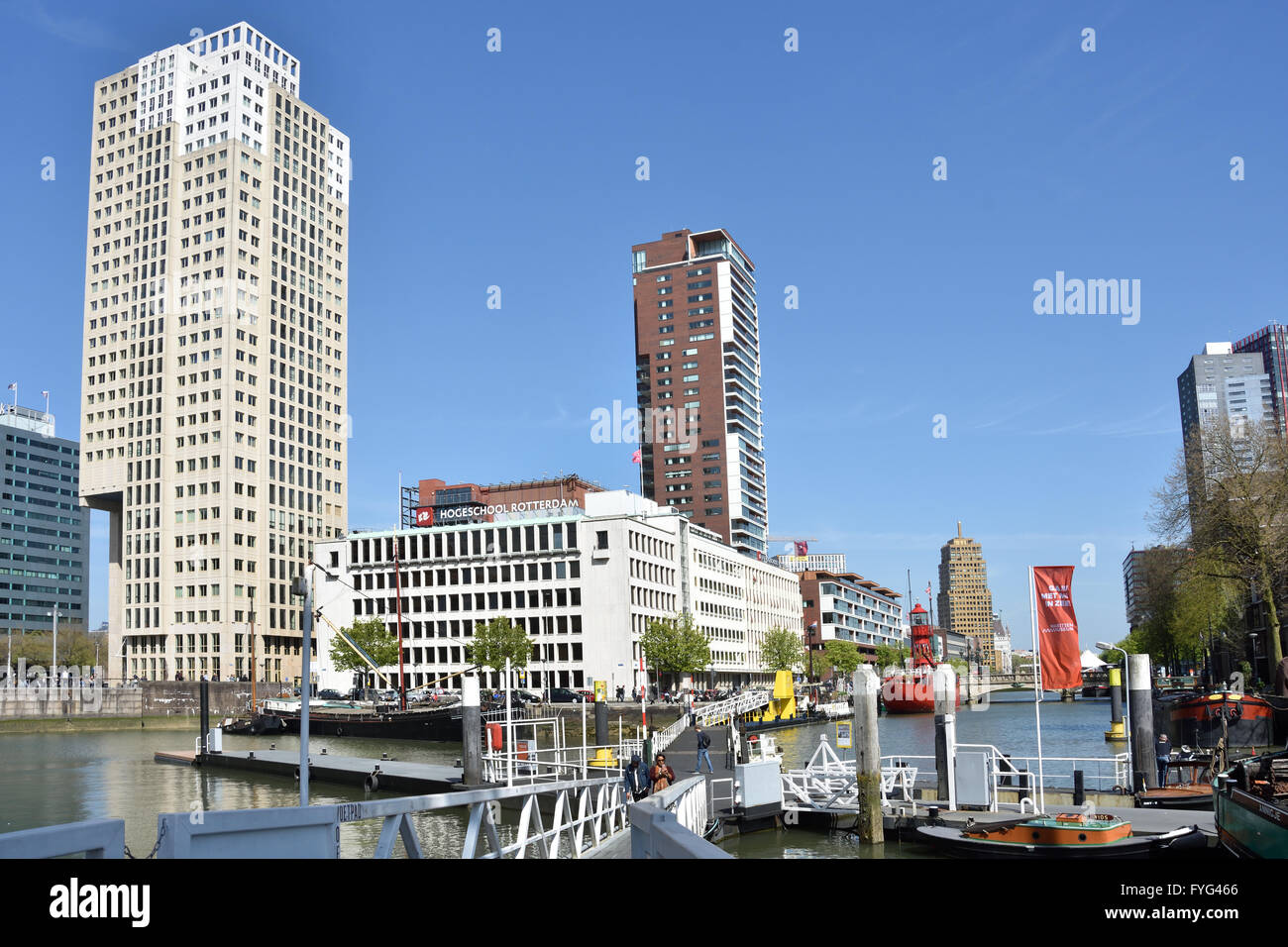 Maritime Museum (Wassertaxi) Rotterdam Niederlande niederländische alten Hafen Hafen (Hintergrund Hogeschool Borgoña) Stockfoto