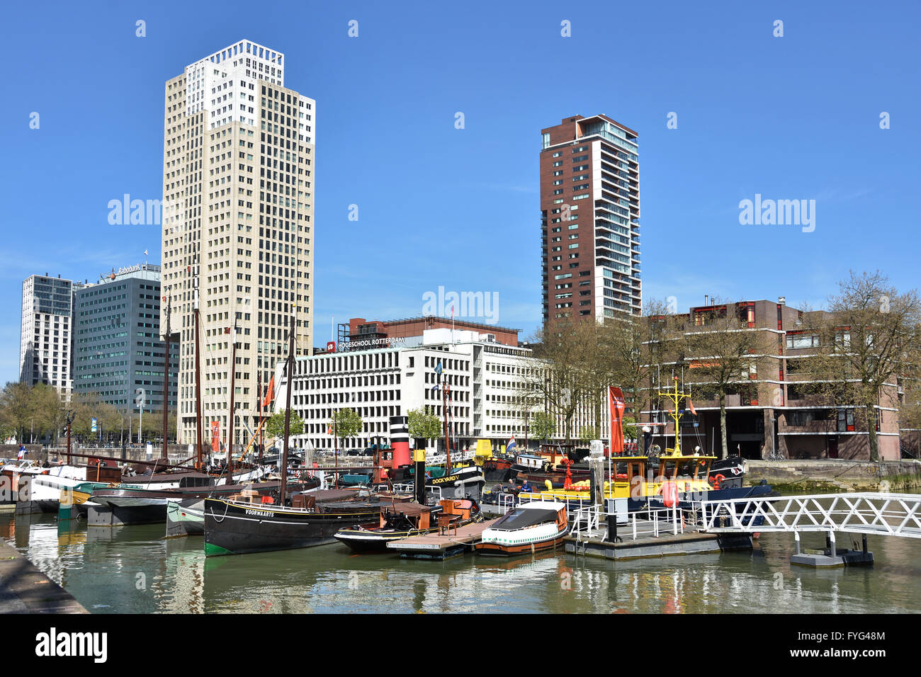 Maritime Museum (Wassertaxi) Rotterdam Niederlande niederländische alten Hafen Hafen (Hintergrund Hogeschool Borgoña) Stockfoto