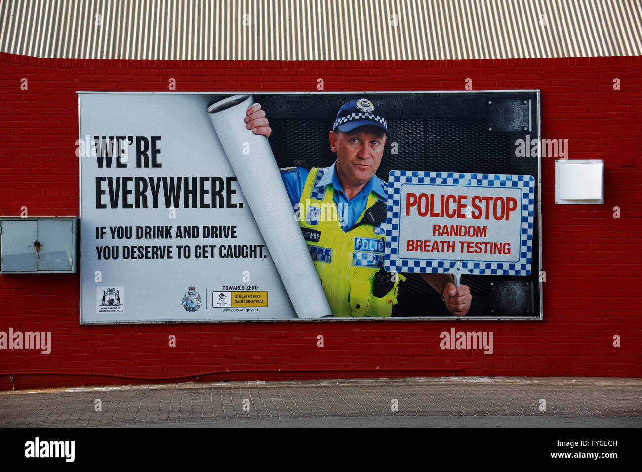 Polizei trinken treibende Warnung Plakatwand, Boulder Goldgräberstadt, Western Australia Stockfoto