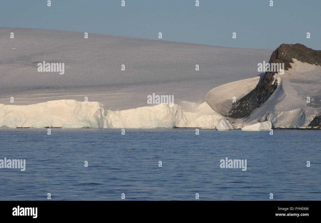 Hope Bay und der Hoffnung-Gletscher.  Hope Bay, antarktische Halbinsel, Antarktis. Stockfoto