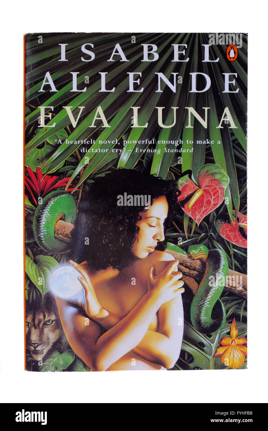 Die vordere Abdeckung des Eva Luna von Isabel Allende fotografiert vor einem weißen Hintergrund. Stockfoto