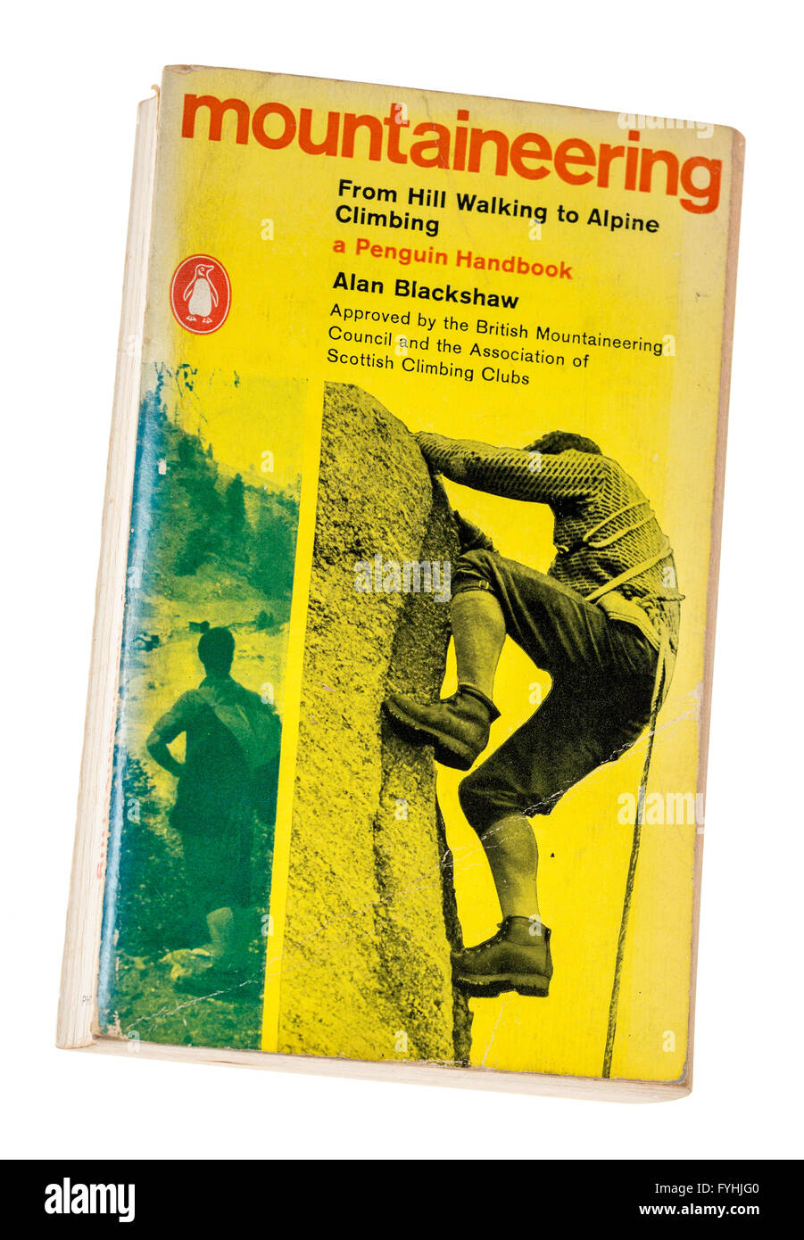 Klassisches Bergsteigen Betriebsanleitung durch Alan Blackshaw veröffentlicht durch Penguin in den 1960er Jahren Stockfoto