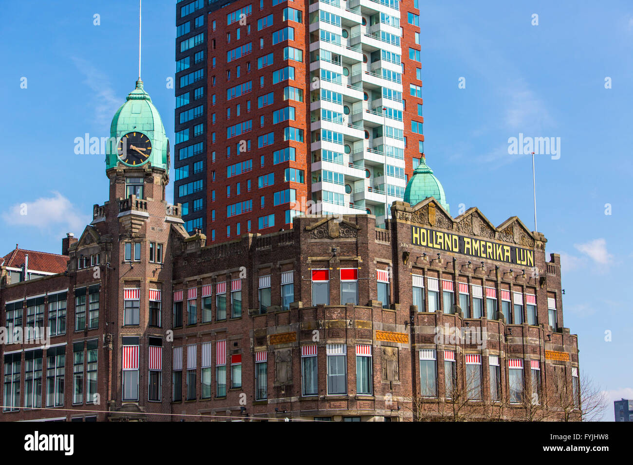 Hotel New York, ehemalige Gebäude der Holland-Amerika-Linie, in die Nieuwe Maas, Wilhelminapier Kop van Zuid, Rotterdam, Niederl Stockfoto