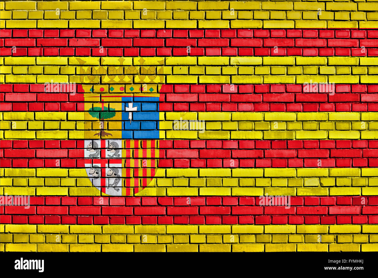 Flagge von Aragon auf Mauer gemalt Stockfoto